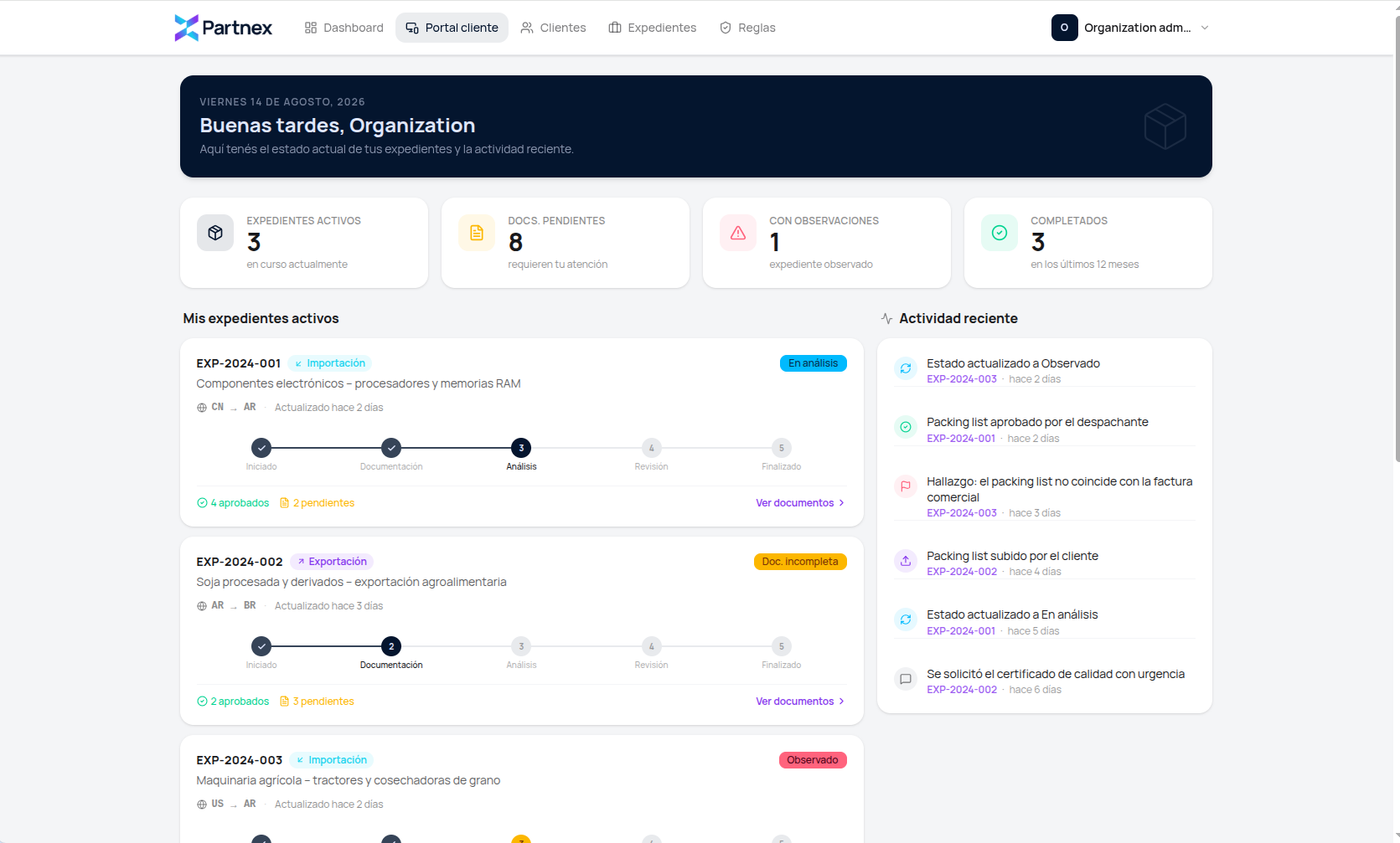 Portal cliente de Partnex con expedientes activos, documentos pendientes y actividad reciente